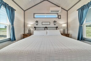 1 quarto, Wi-Fi de cortesia, roupa de cama