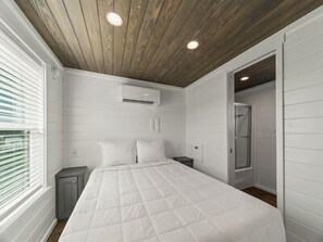 2 bedrooms, free WiFi, bed sheets - A Walk In The Clouds - 224 (Fredericksburg)