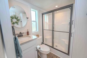 Towels, soap, shampoo, toilet paper