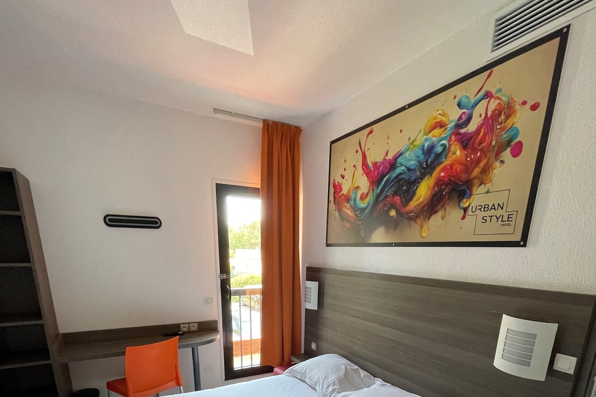 Comfort Double Room | Blackout drapes, iron/ironing board, free cribs/infant beds, free WiFi