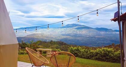 Las Colinas Glamping - Domo #1