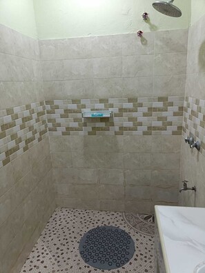 Studio Deluxe | Salle de bain