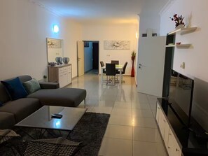 Living area - Viva 1 residence (Abidjan)