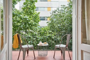Familie appartement, 4 slaapkamers, balkon, uitzicht op de stad | Balkon