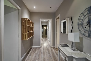 Family Apartment, 4 Bedrooms, Balcony, City View | Living area