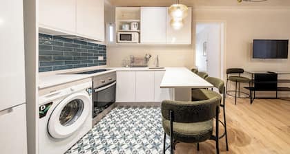 BeBarceloner Eixample Apartments