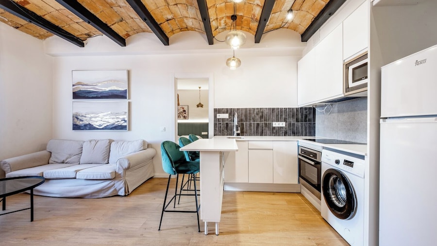 BeBarceloner Eixample Apartments