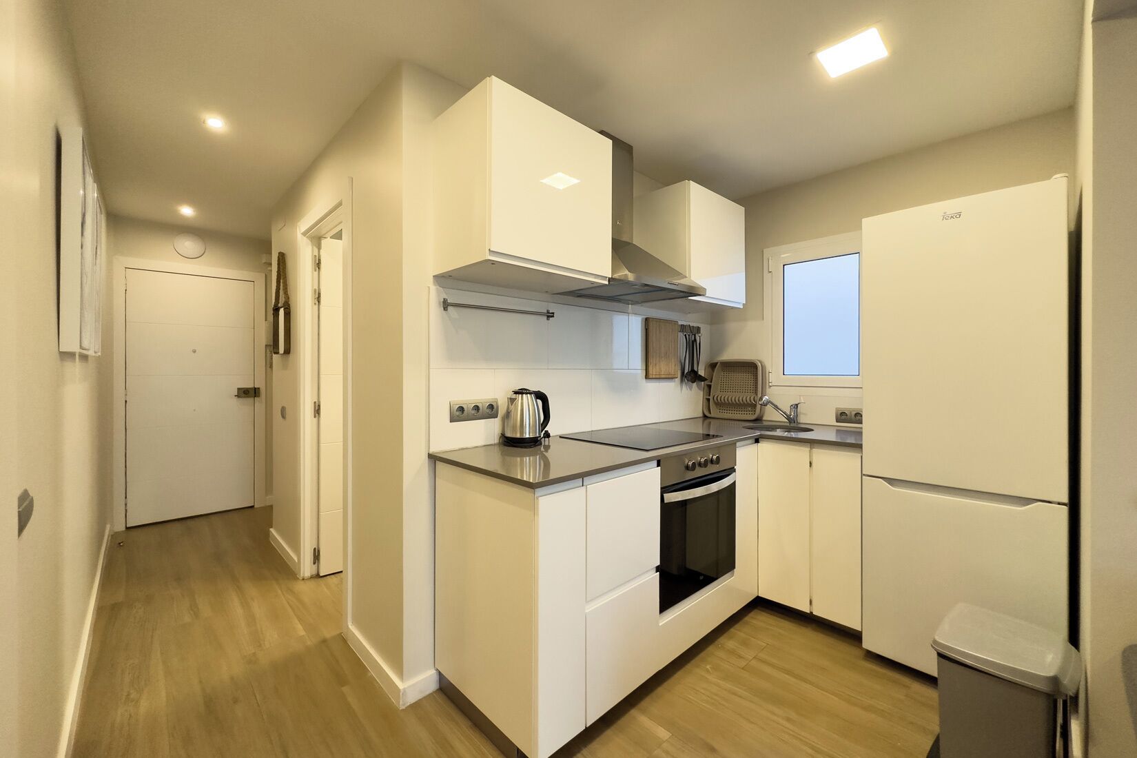 Family Penthouse, City View | Private kitchen | Fridge, microwave, oven, stovetop