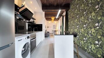 Apartament familiar, balcó, vistes a la ciutat | Interior