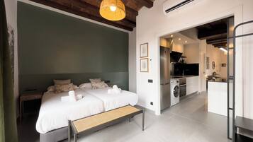 Apartament familiar, balcó, vistes a la ciutat | Interior