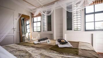 Peti besi dalam bilik, Wi-fi percuma