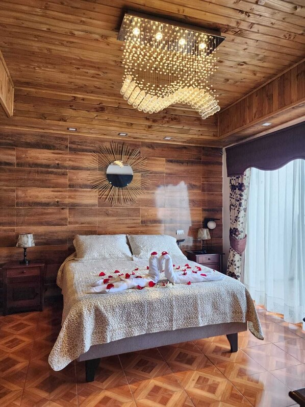 Family Room, Multiple Beds | Free WiFi - Hospedaje Shuyen (Victoria)