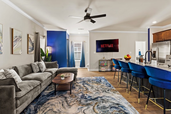 Smart TV, stereo