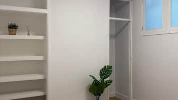 Superior Room, 1 Double Bed, Non Smoking | Free WiFi, bed sheets