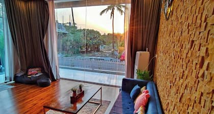 Nandi Hills view - glass house