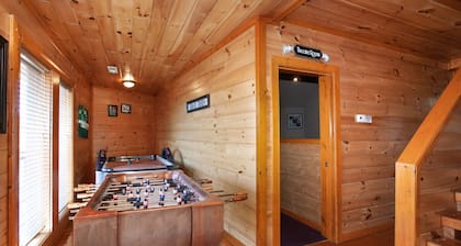 Galaxy Splash: Hot Tub, Pool, Theater, & MTN Views