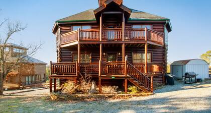 Galaxy Splash: Hot Tub, Pool, Theater, & MTN Views