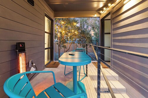 Central Austin Nest - Private Studio