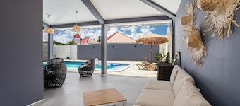 Villa d'Exception avec Piscine - 3 Min de la Plage 4 chambres climatisées