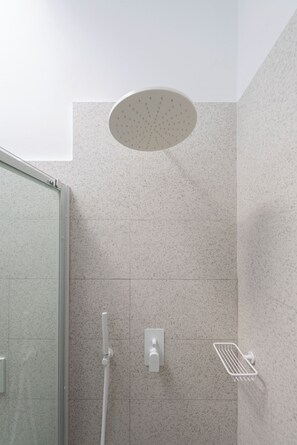 House | Bathroom