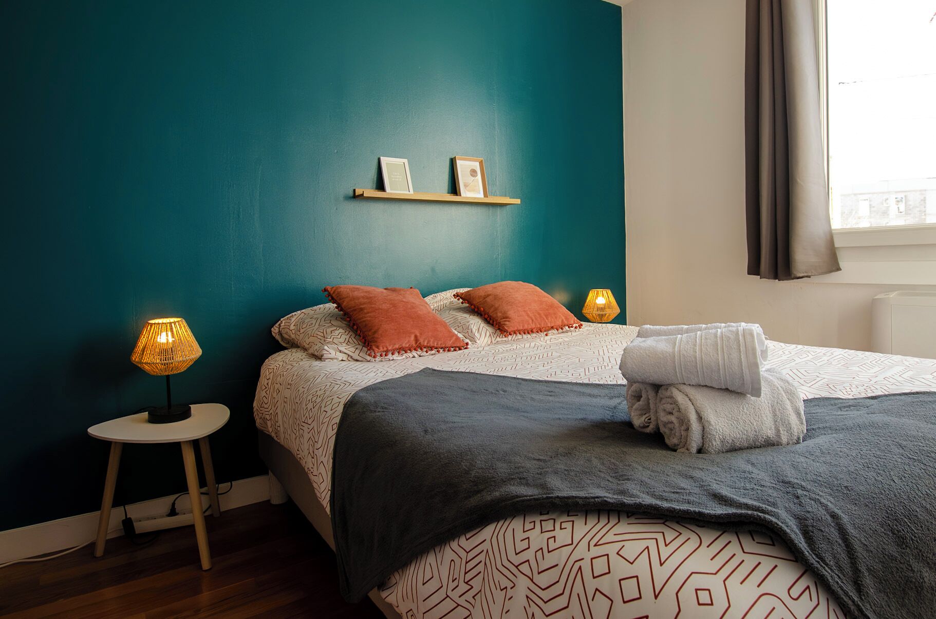 2 soverom, skrivebord, wi-fi og sengetøy