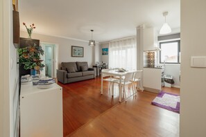 Apartment | 1 bedroom - Espinho Seawalk AND Seaview by Vacationy (Espinho)