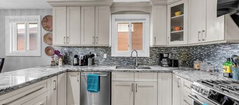 Square One Stylish 5 bed Home