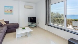 House, 3 Bedrooms, Terrace | Living area - Global Xavi - By Global Rental Holidays 8204 (Roses)