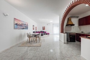 Interior - The Promenade Seaview by PS (Durrës)