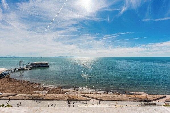 Beach - The Promenade Seaview by PS (Durrës)