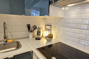 Mikrowelle, Ofen, Herdplatte, Mixer