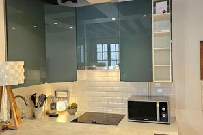 Micro-ondas, fogão, cooktop, liquidificador
