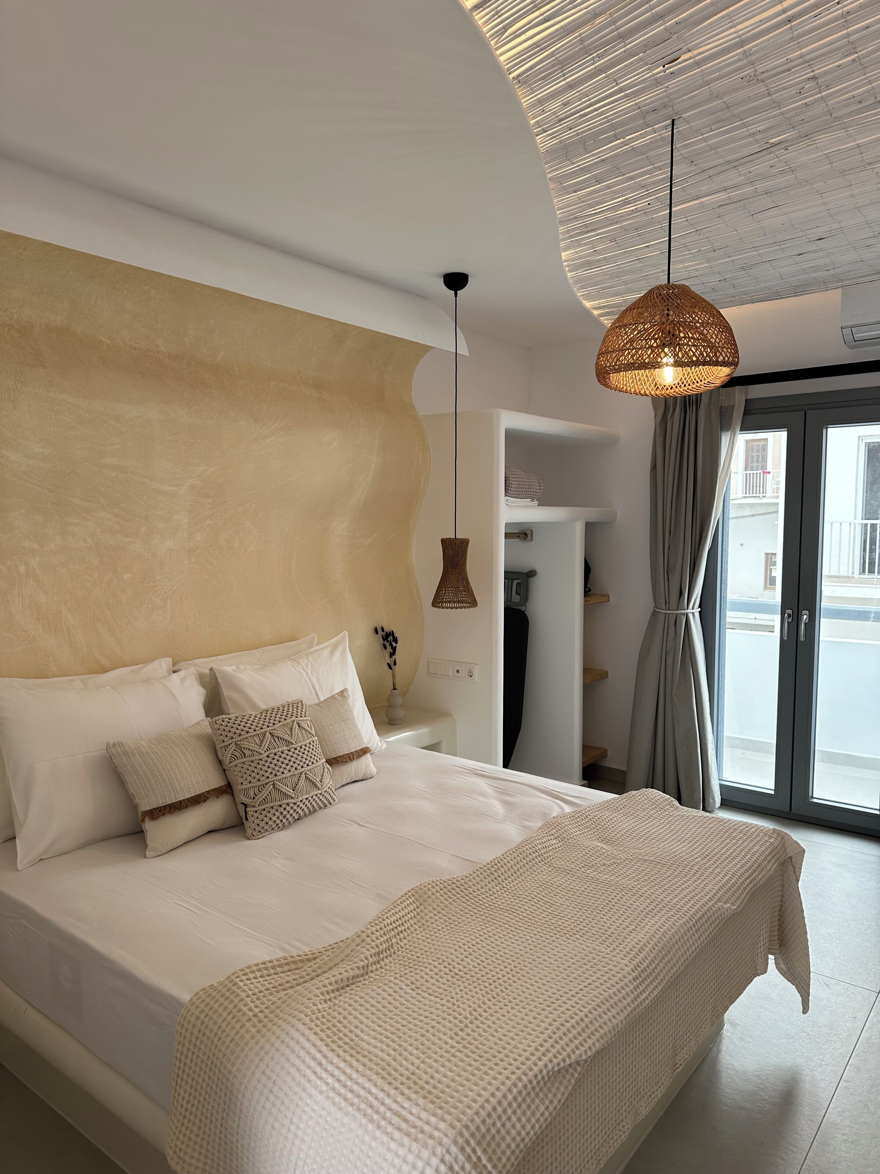 客房, 阳台, 海景 | 高档床上用品、羽绒被、记忆海绵床垫、迷你吧