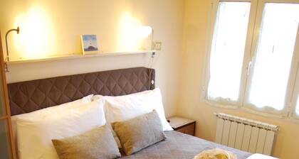 Burlamacco Gold modern rooms in the center of Viareggio 350 meters from the Sea