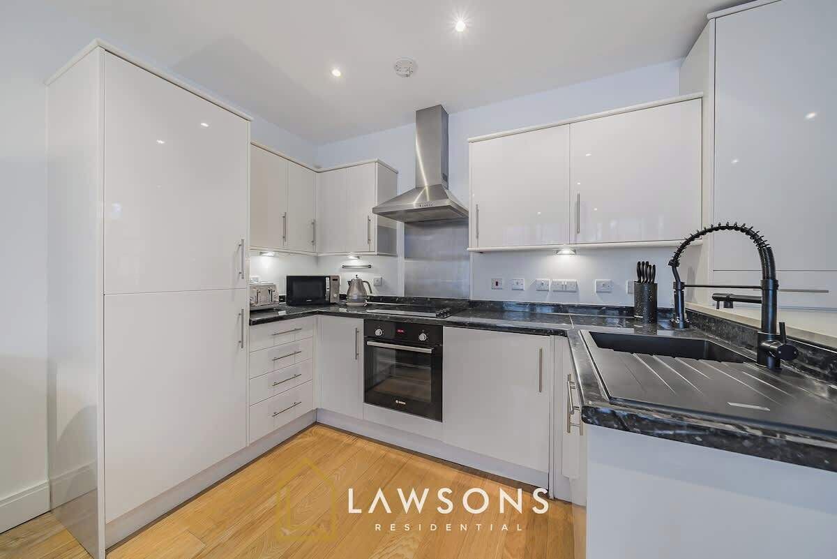 Frigorífic, forn, placa de cuina i torradora 