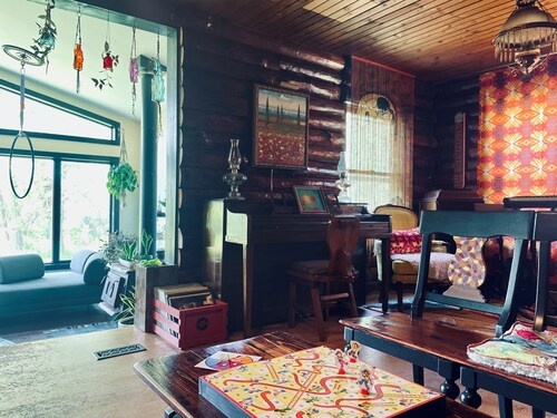 Your Tranquil Abode on the Holiday Road