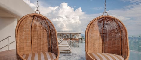 3 outdoor pools, pool umbrellas