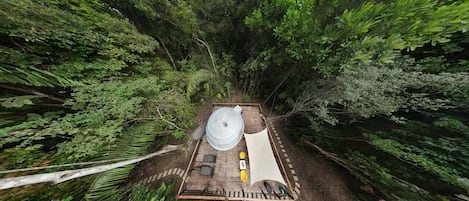 Bain à remous extérieur