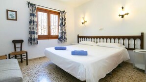 Unclassified image, 5 of 12, button - Global Silene - By Global Rental Holidays 8211 (Calpe)