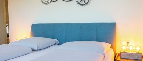 3 Schlafzimmer, Bügeleisen/Bügelbrett, Reisekinderbett, kostenloses WLAN