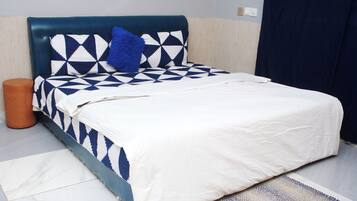 1 Schlafzimmer, Bügeleisen/Bügelbrett, Bettwäsche