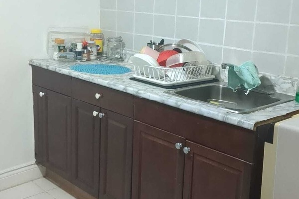 Frigorífic, microones, cafetera i tetera i bullidora elèctrica