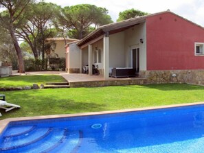 Pool - Global Bretos 8 CGE 215 8216 (Calonge)