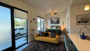 1 bedroom, iron/ironing board, travel cot, free WiFi