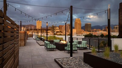 Charming apartment in superb Salt Lake City with gym - pay garage parking