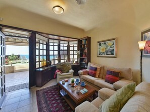 Living area - Global Roca del Mar - By Global Rental Holidays 8261 (San Bartolomé de Tirajana)