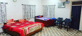 Best rooms available near Bihari ji temple vrindavan