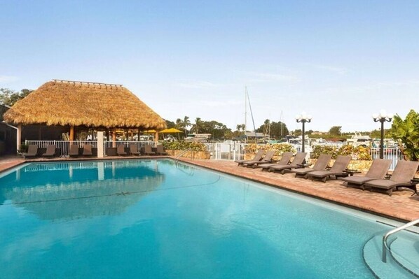 Outdoor pool, a heated pool - Premier Waterfront Room, Tiki Bar & Grill, Live Music, Pool, Gym, Kitchenette (Sarasota)