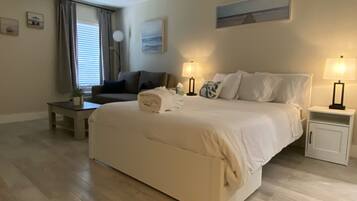 1 bedroom, desk, free WiFi, bed sheets