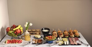Breakfast buffet - The Oscar Olympic Hotel (Thessaloniki)